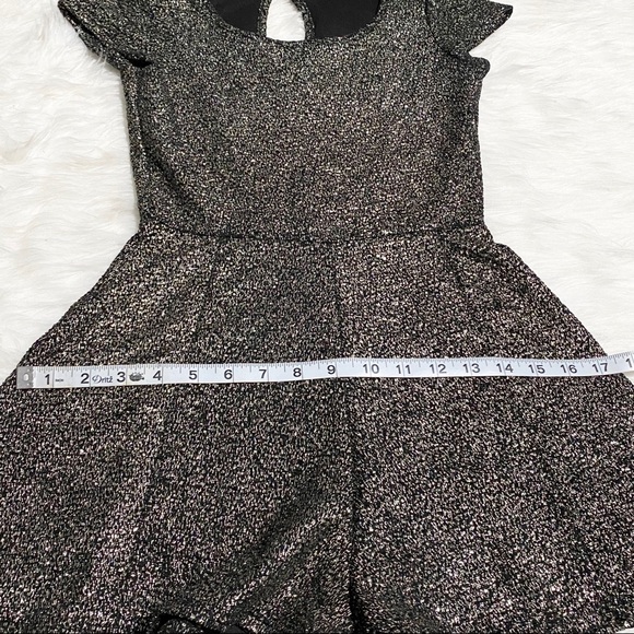 ONE CLOTHING Gold Glittery Romper - Picture 4 of 8